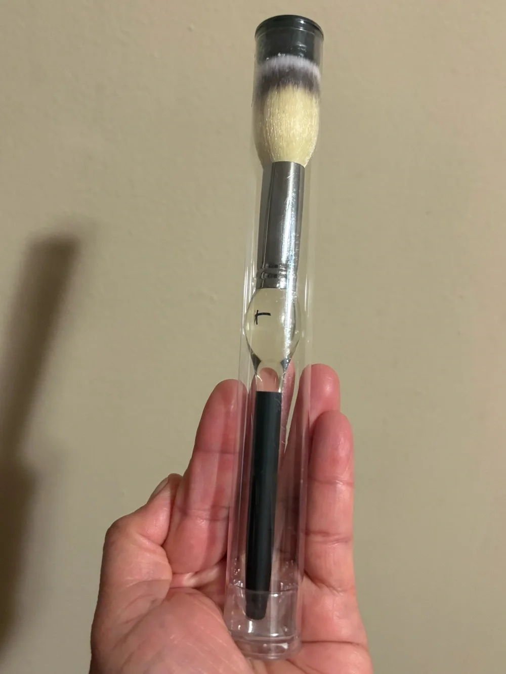 ITS COSMETICS - HEAVENLY LUXE™ FRENCH BOUTIQUE BLUSH BRUSH #4 Factory Sealed.